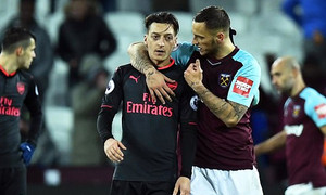 ����� ����