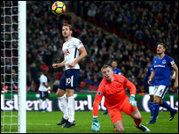 ����� ����