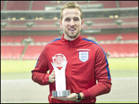 ����� ����