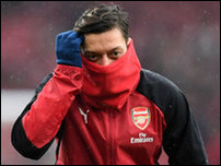 ����� ����