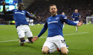 �������