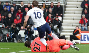 ����� ����