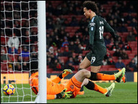 ����� ����