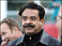 ����� ���