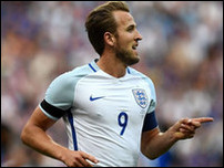 ����� ����