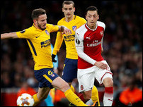 ����� ����