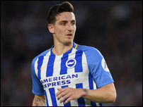 ����� ����