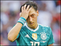 ����� ����