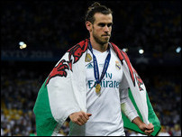 ����� ����