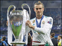 ����� ����