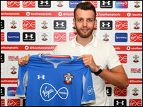 ����� ����