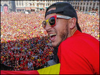 ���� ����