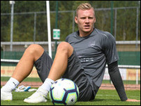 ����� ����