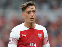 ����� ����