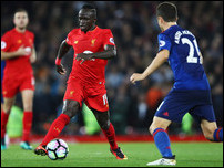 ����� ����