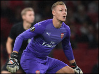 ����� ����