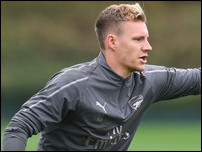 ����� ����