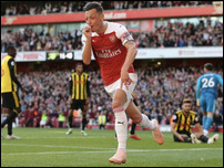 ����� ����