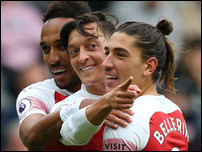 ����� ����