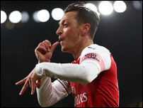 ����� ����