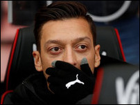 ����� ����