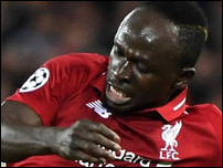 ����� ����