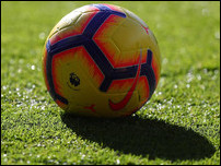 �������-����