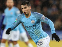 ����� ����