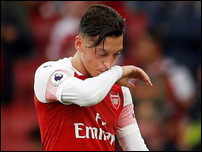 ����� ����