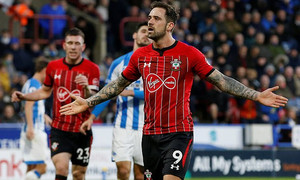 ����� ����