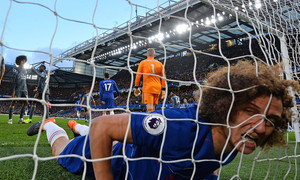 ����� ����