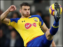 ����� ����