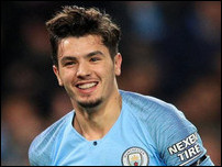 ����� ����