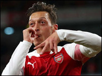 ����� ����