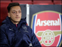 ����� ����