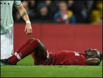 ����� ����