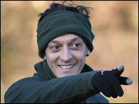 ����� ����