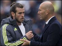 ����� ����