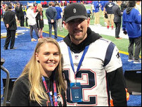 ����� ����