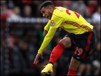 ����� ����