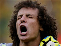 ����� ����