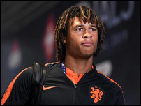 ����� ���