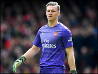 ����� ����