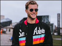 ����� ������