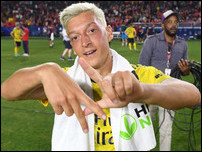 ����� ����