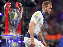 ����� ����