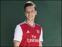 ����� ����