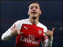 ����� ����