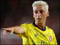 ����� ����