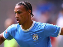 ����� ����